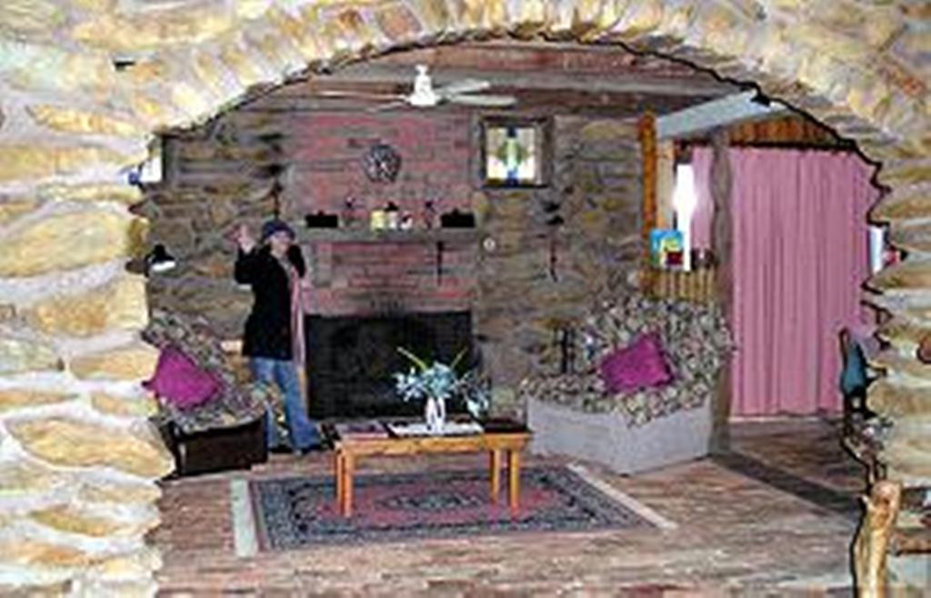Moonbeam Cottages & Rainbow Cafe Moonambel Номер фото