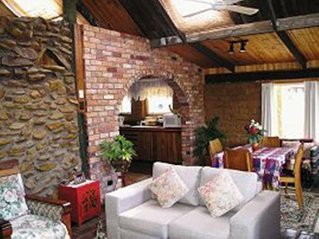 Moonbeam Cottages & Rainbow Cafe Moonambel Номер фото